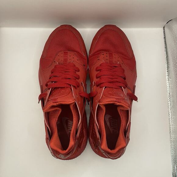 Men’s 9 Nike Air Huarache Run Triple Varsity Red Athletic Sneakers 318429-660 - Picture 5 of 8